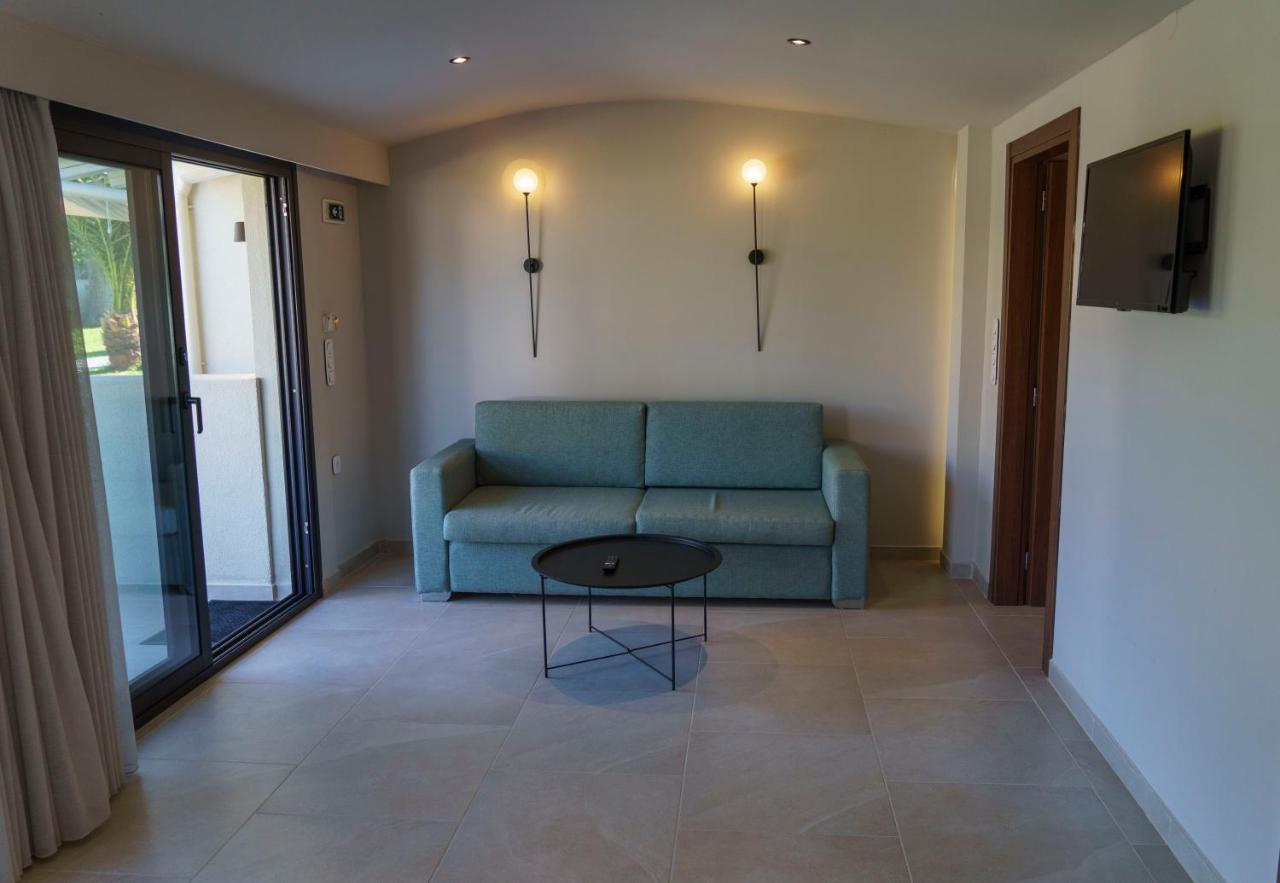 Zinozis Beach Apartments Vourvourou Exterior foto